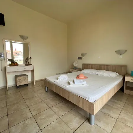 Meresi - Town Center