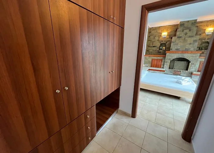 Hotel de apartamente Meresi - Town Center 3*